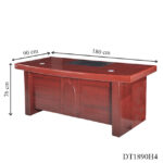 Phòng làm việc đẹp với bàn giám đốc DT1890H4 Hòa Phát